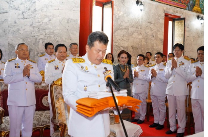 พช.สมุทรปราการร่วมพิธีถวายผ้าพระกฐินพระราชทาน